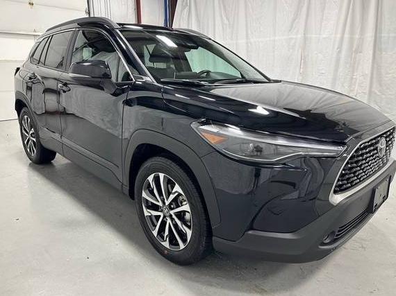 TOYOTA COROLLA CROSS 2025 7MUDAABG2SV134190 image